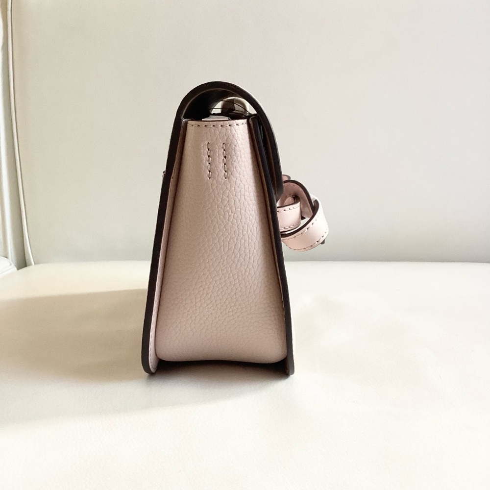 Michael Kors Blush Leather Crossbody with Gold Details Small NWOT - Picture 2 of 11
